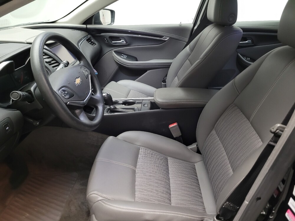 2018 Chevrolet Impala in Montclair, CA 91763 - 18121877 17