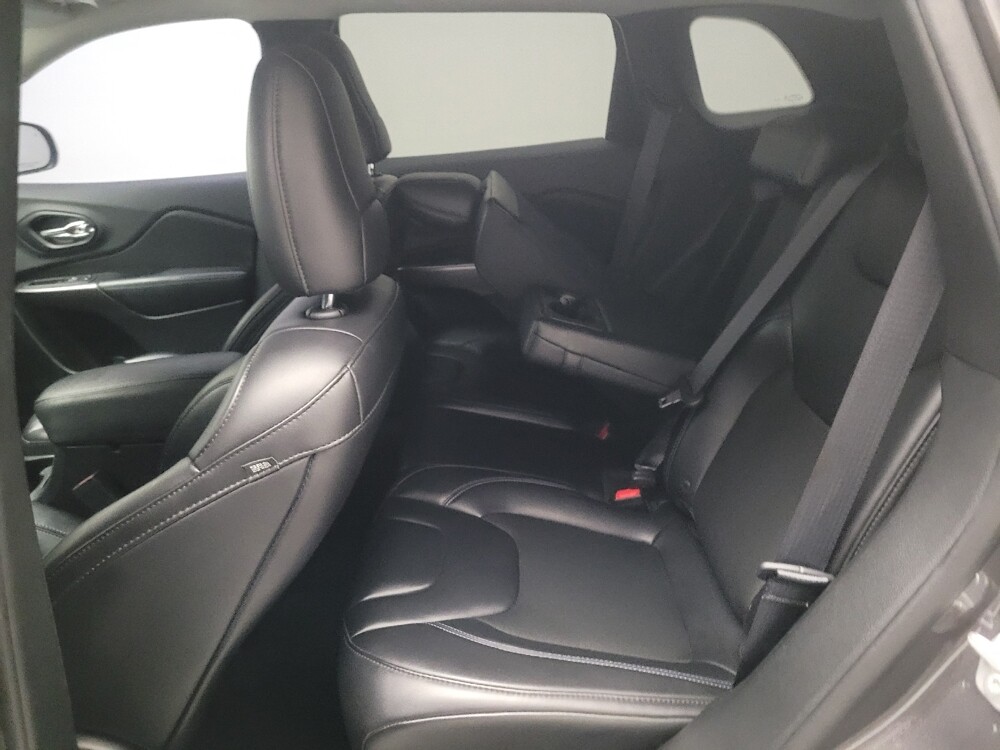 2019 Jeep Cherokee in Downey, CA 90241 - 18121882 18