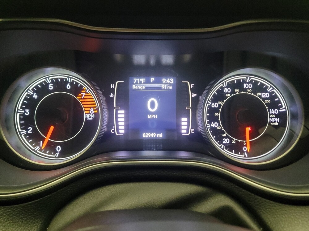 2019 Jeep Cherokee in Downey, CA 90241 - 18121882 23