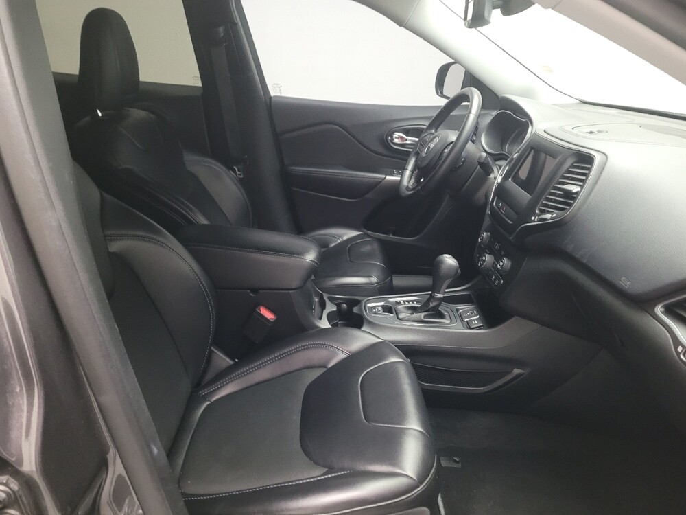 2019 Jeep Cherokee in Downey, CA 90241 - 18121882 21