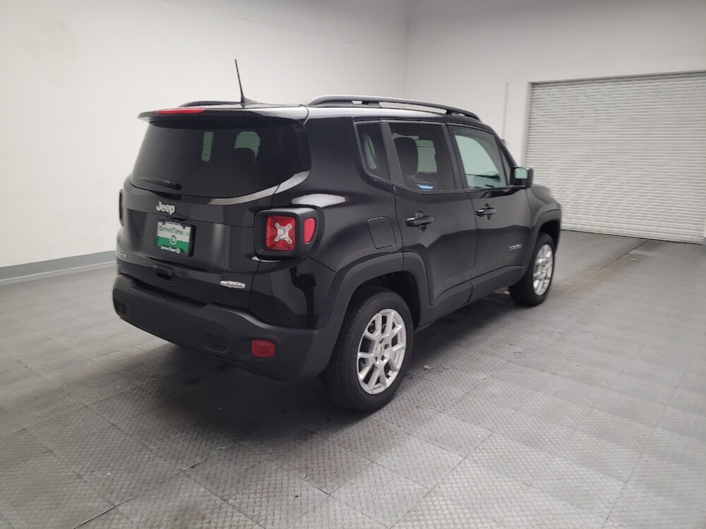 2022 Jeep Renegade in Downey, CA 90241 - 18121883 9