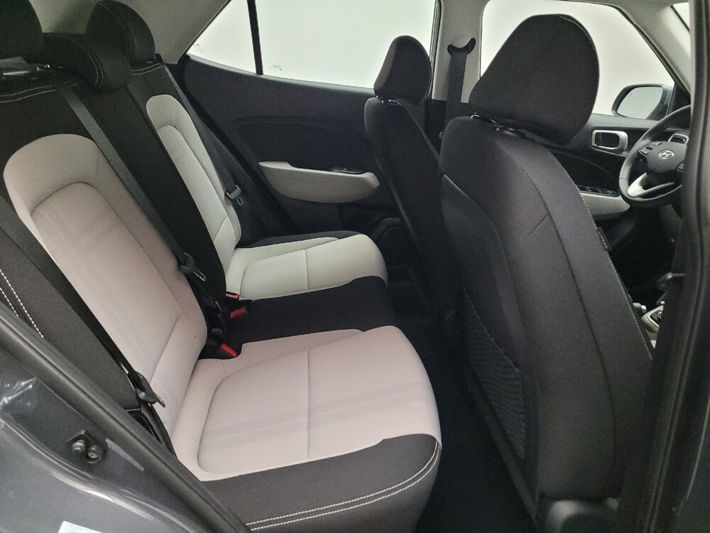 2025 Hyundai Venue in Downey, CA 90241 - 18121884 19