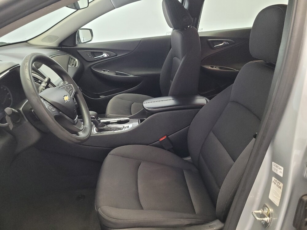 2022 Chevrolet Malibu in Montclair, CA 91763 - 18121885 17