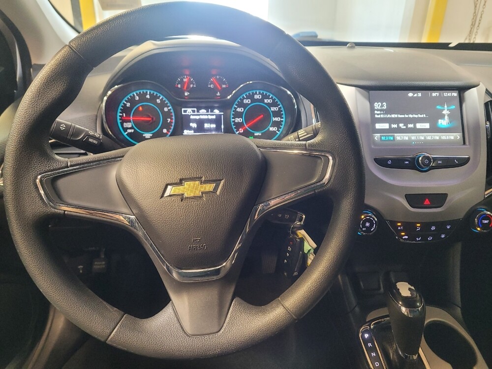 2018 Chevrolet Cruze in Sacramento, CA 95821 - 18121886 22