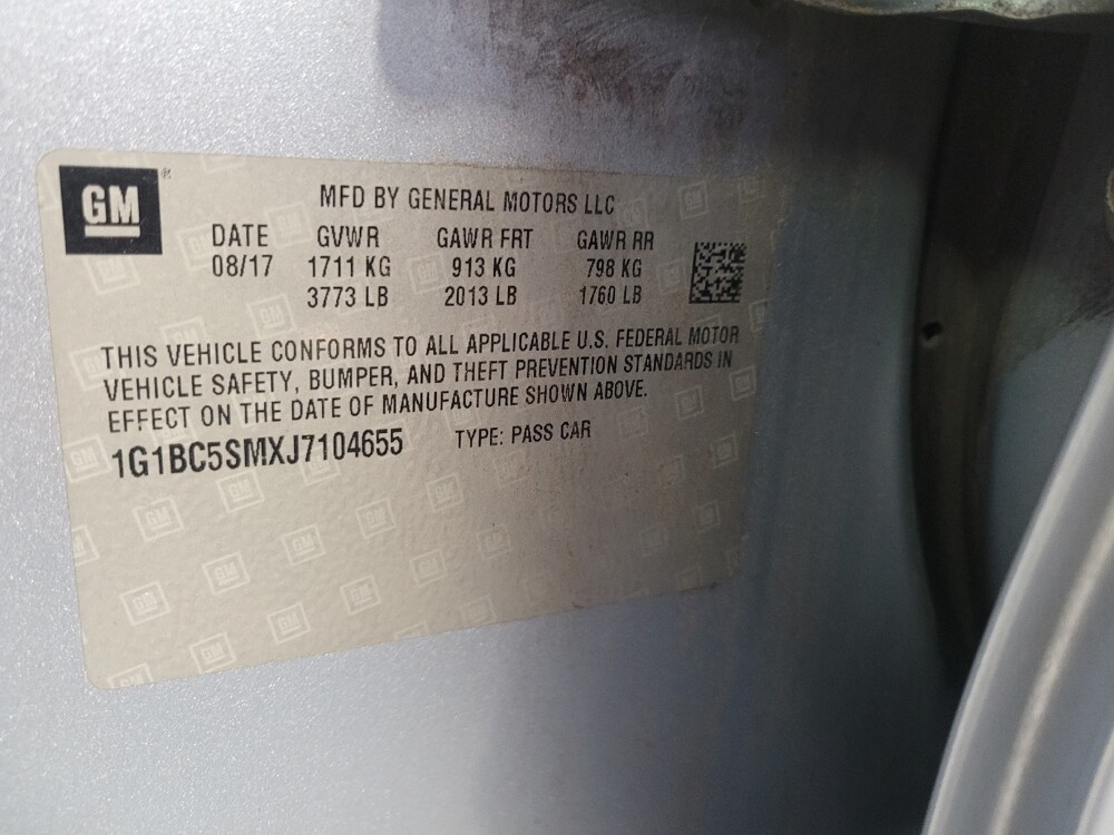 2018 Chevrolet Cruze in Sacramento, CA 95821 - 18121886 33