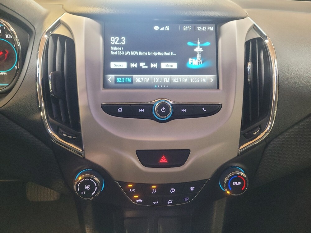 2018 Chevrolet Cruze in Sacramento, CA 95821 - 18121886 25