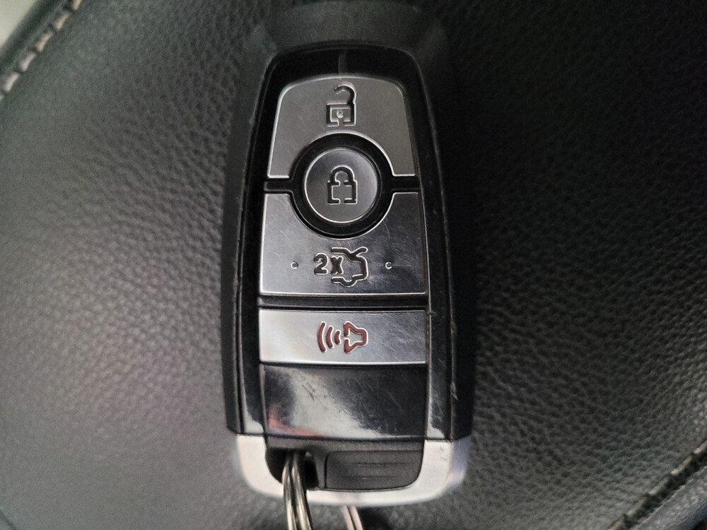 2018 Ford Fusion in Riverside, CA 92504 - 18121888 32