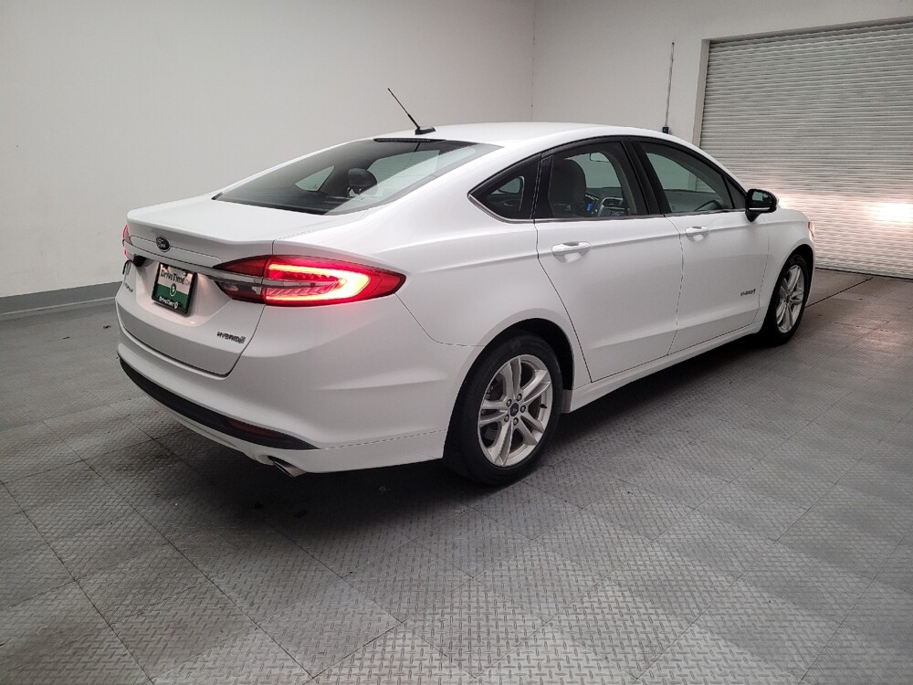 2018 Ford Fusion in Riverside, CA 92504 - 18121888 9