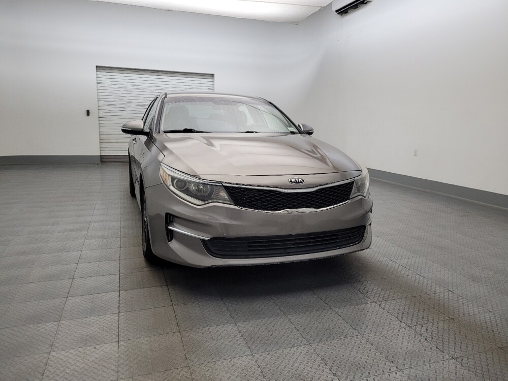 2016 Kia Optima in Glendale, AZ 85301 - 18121894 14