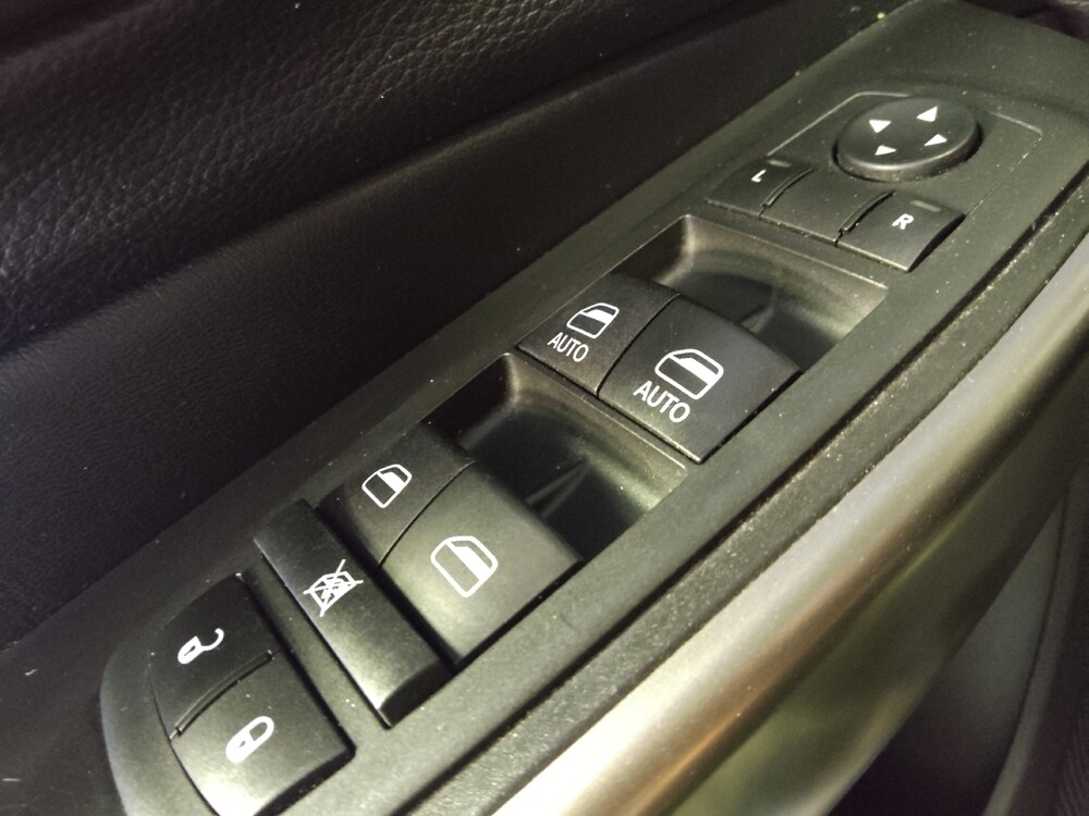 2020 Jeep Cherokee in Mesa, AZ 85210 - 18121896 27