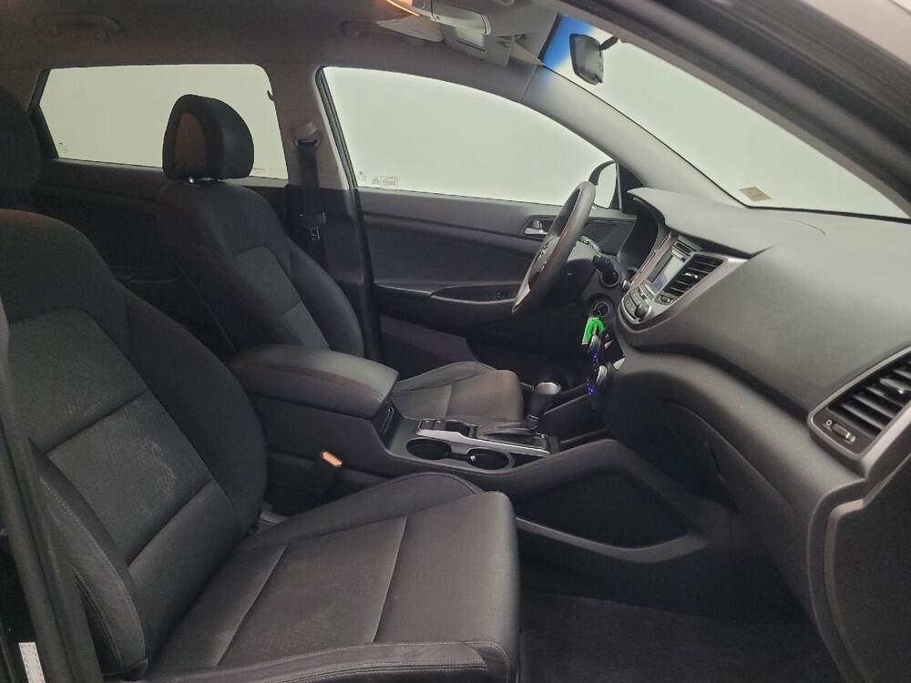 2016 Hyundai Tucson in Marietta, GA 30062 - 18121902 21