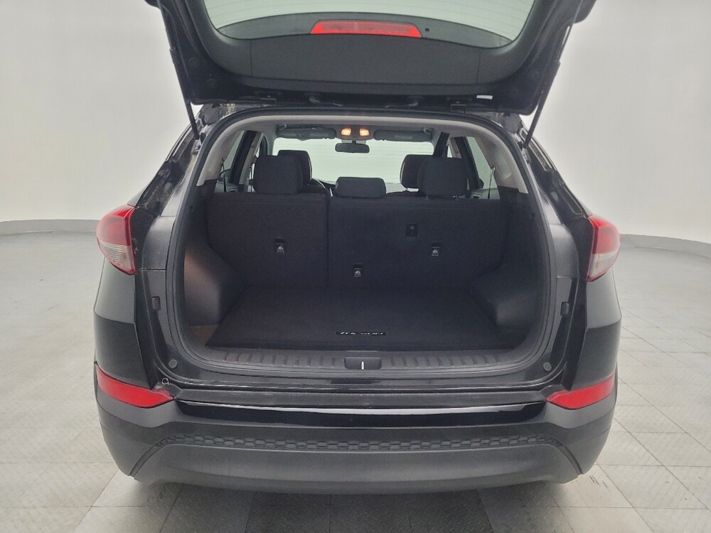 2016 Hyundai Tucson in Marietta, GA 30062 - 18121902 29