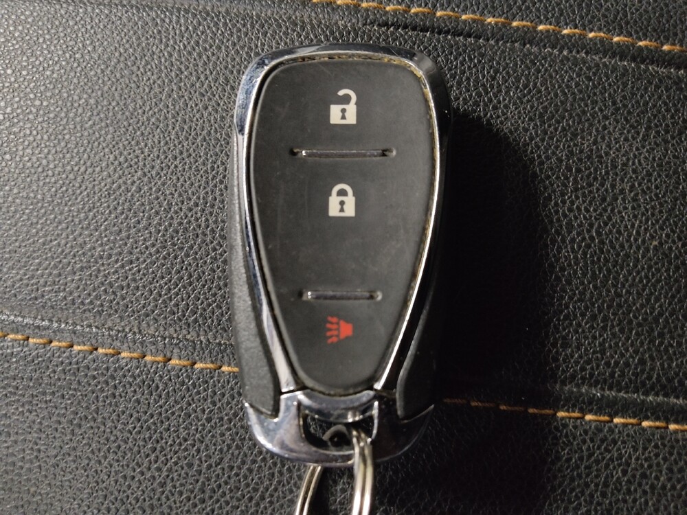 2019 Chevrolet Traverse in Marietta, GA 30062 - 18121918 32