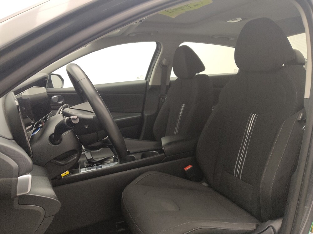 2025 Hyundai Elantra in Birmingham, AL 35215 - 18121925 17