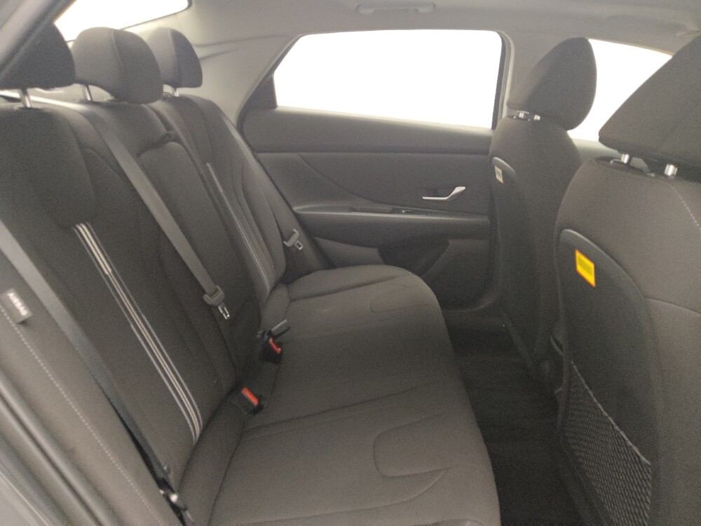 2025 Hyundai Elantra in Birmingham, AL 35215 - 18121925 19