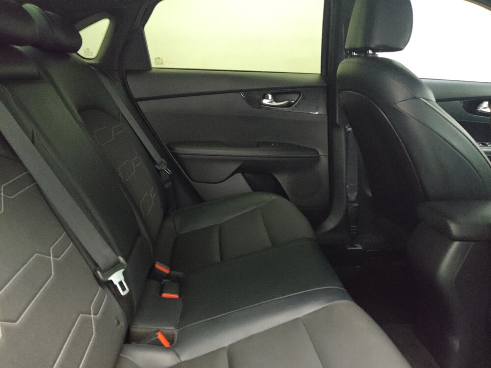 2021 Kia Forte in Fort Worth, TX 76116 - 18121929 19