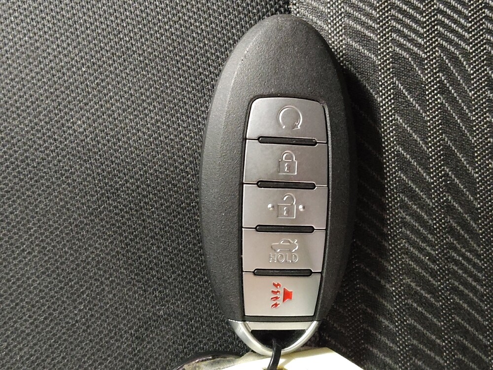 2021 Nissan Versa in Fort Worth, TX 76116 - 18121932 32