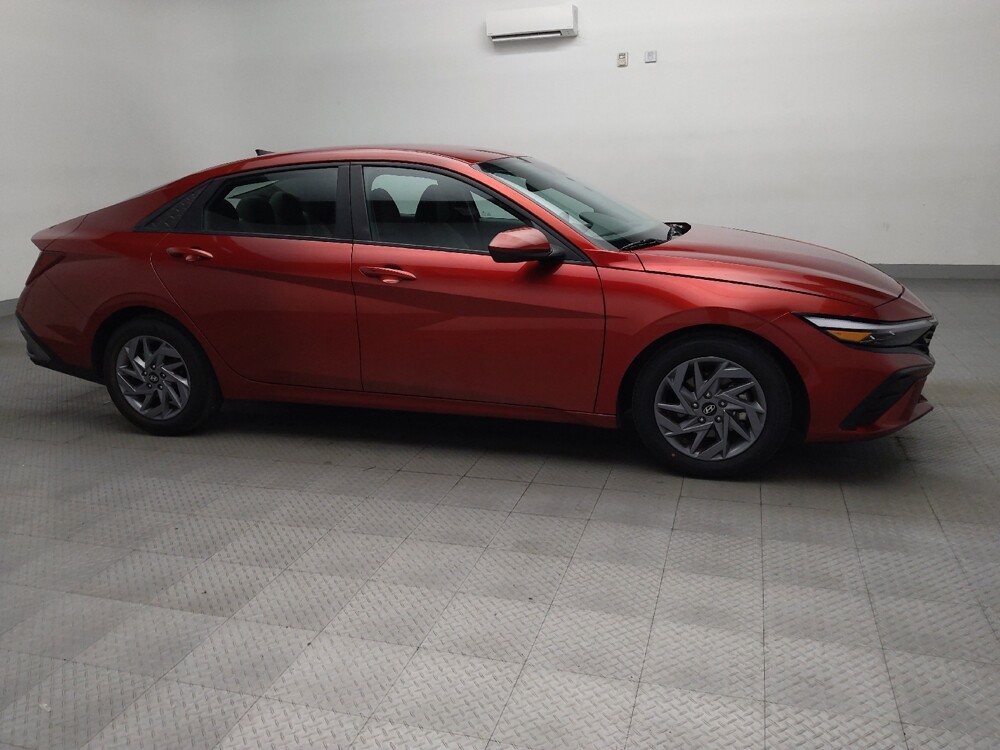 2024 Hyundai Elantra in Lewisville, TX 75067 - 18121935 11