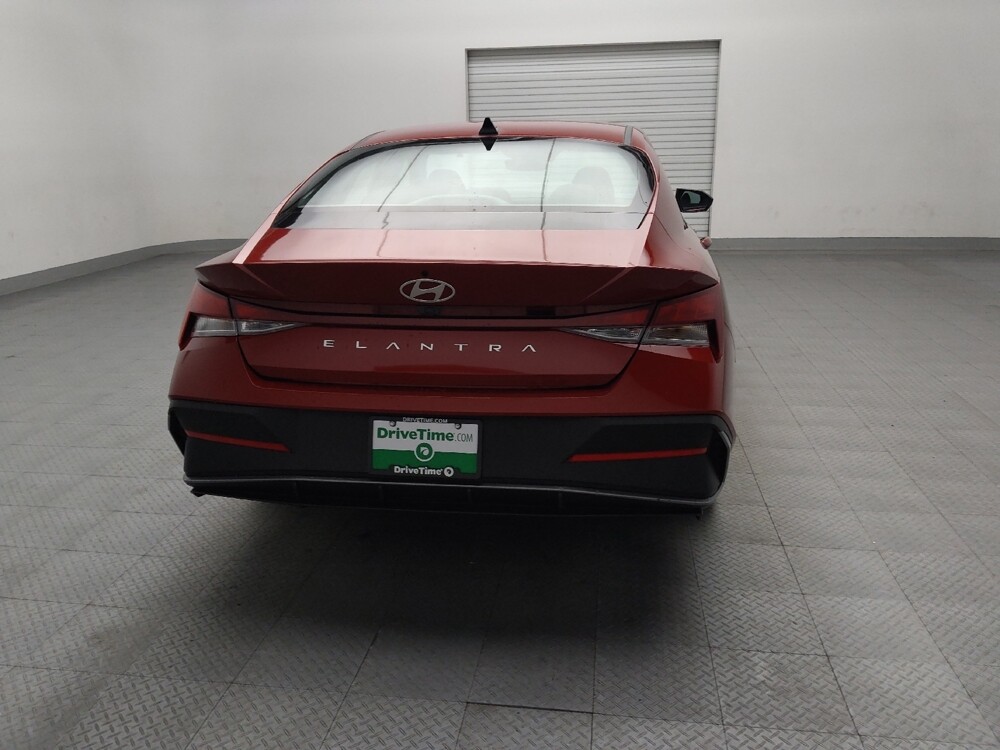 2024 Hyundai Elantra in Lewisville, TX 75067 - 18121935 7