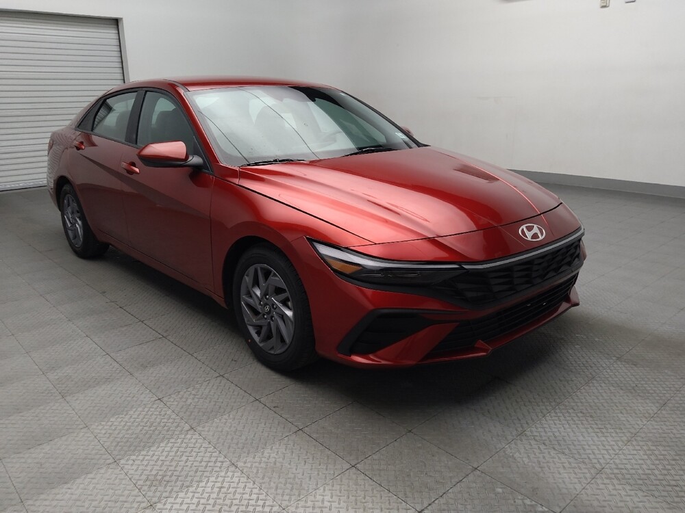 2024 Hyundai Elantra in Lewisville, TX 75067 - 18121935 13