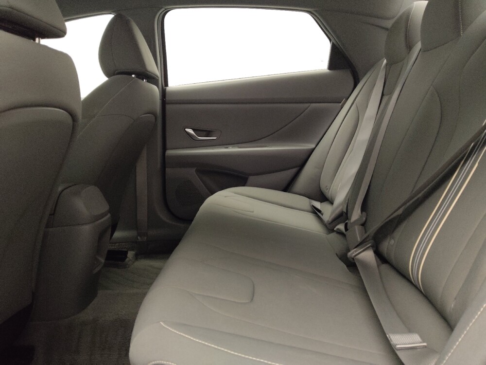 2024 Hyundai Elantra in Lewisville, TX 75067 - 18121935 18