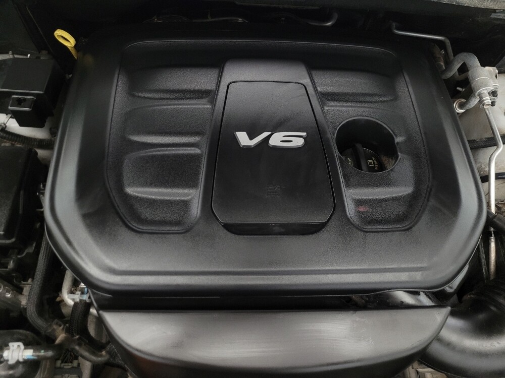 2017 Jeep Grand Cherokee in Glendale, AZ 85301 - 18121939 30