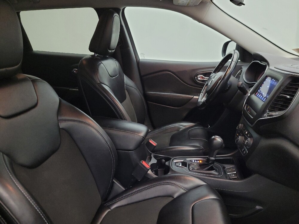 2019 Jeep Cherokee in Mesa, AZ 85210 - 18121940 21