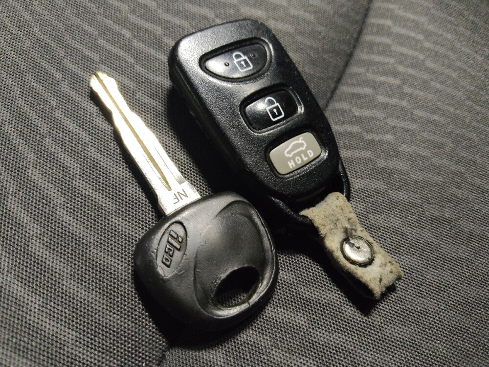 2015 Hyundai Elantra in Mesa, AZ 85210 - 18121943 32