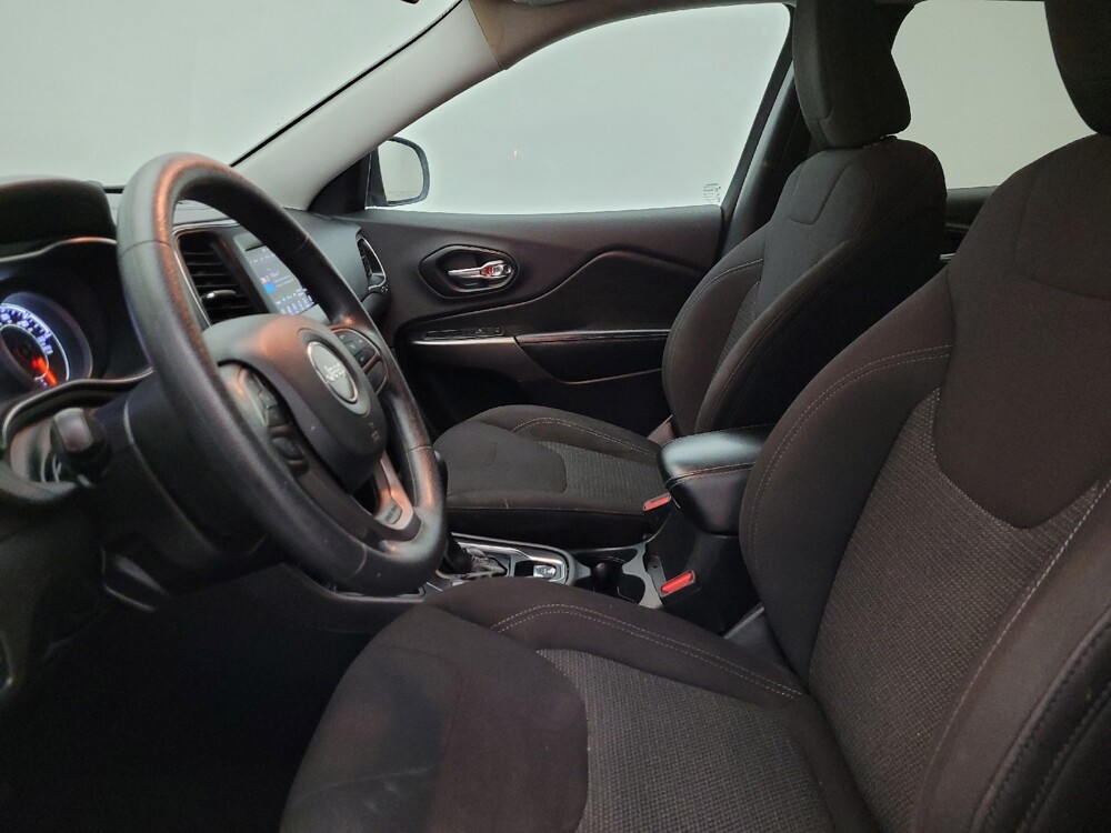 2019 Jeep Cherokee in Tucson, AZ 85705 - 18121944 17