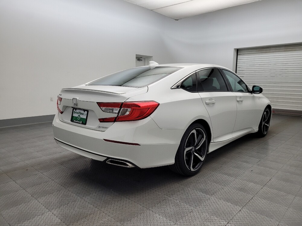 2018 Honda Accord in Glendale, AZ 85301 - 18121949 9