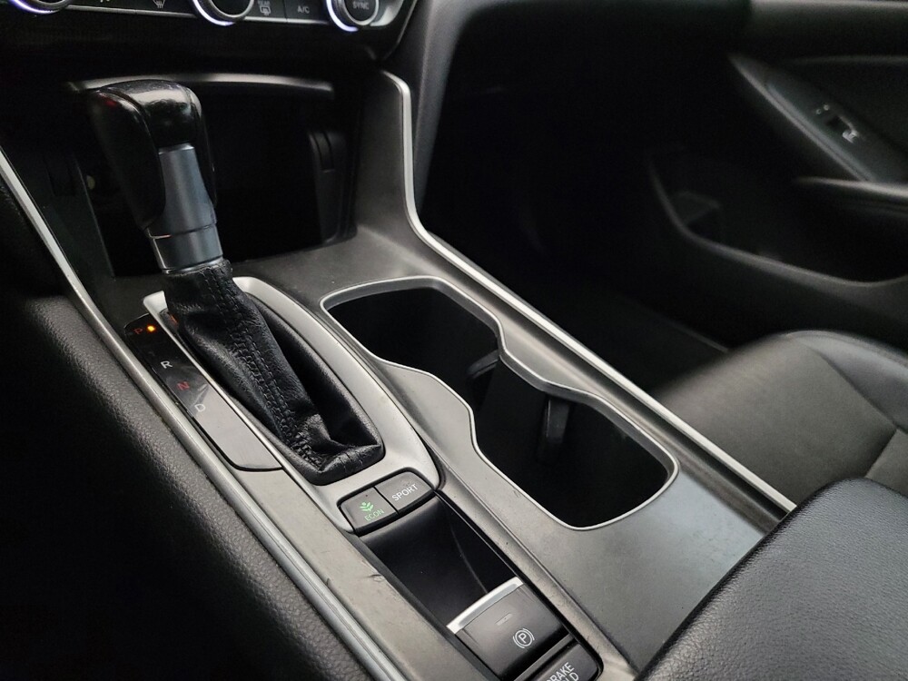 2018 Honda Accord in Glendale, AZ 85301 - 18121949 26