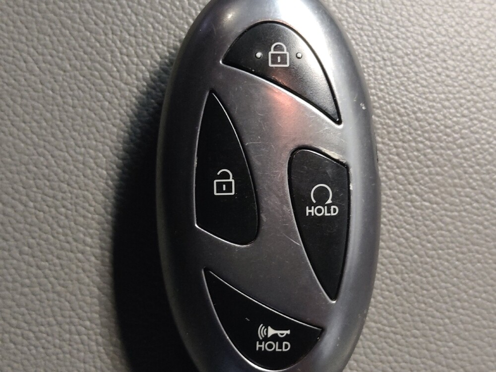 2025 Hyundai Elantra in Bradenton, FL 34207 - 18121957 32