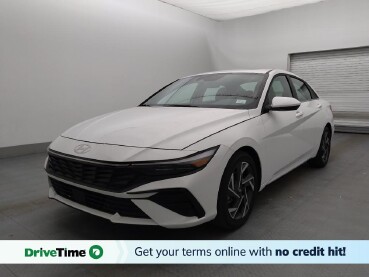 2025 Hyundai Elantra in Bradenton, FL 34207