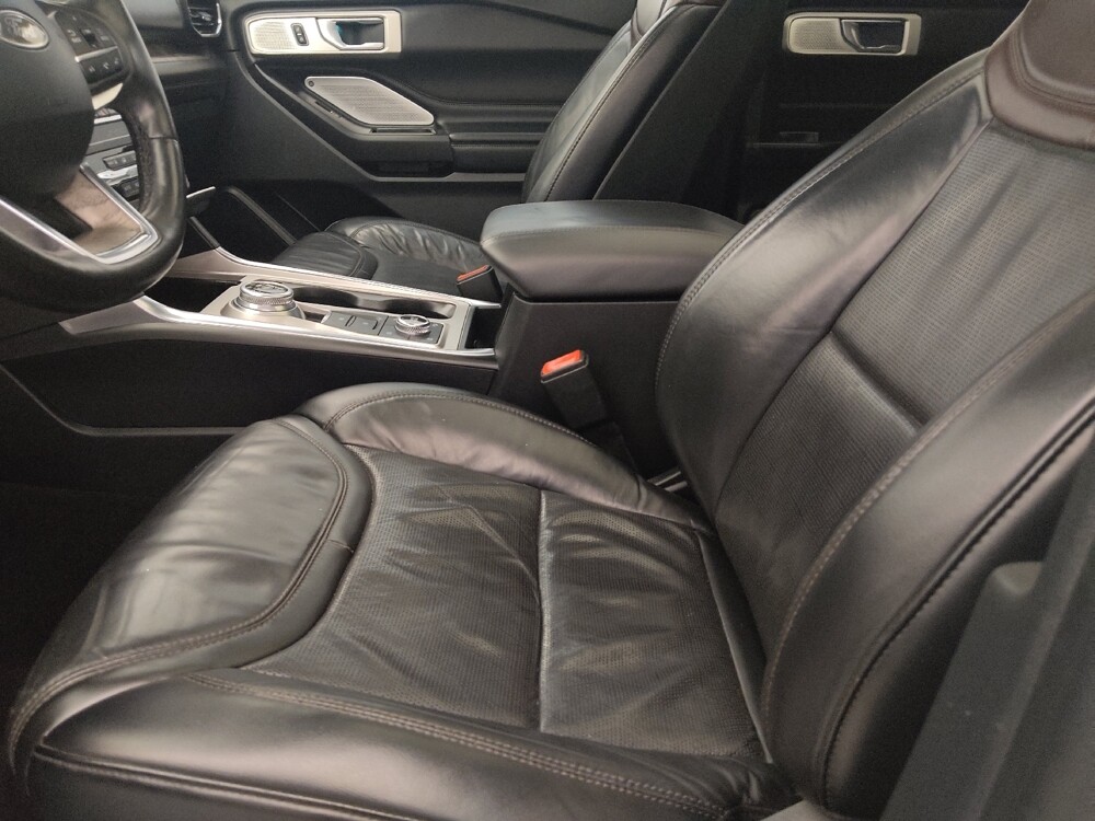 2020 Ford Explorer in Tampa, FL 33619 - 18121958 17