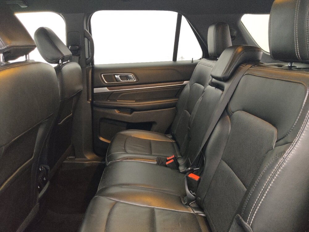 2018 Ford Explorer in Fort Myers, FL 33907 - 18121960 18