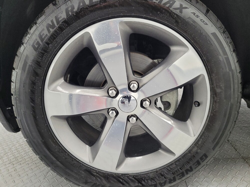 2015 Jeep Grand Cherokee in Las Vegas, NV 89104 - 18121962 31