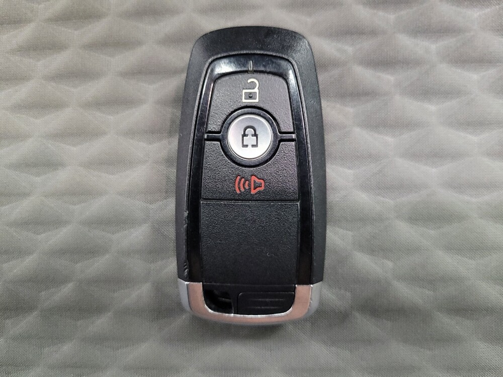 2021 Ford Escape in Las Vegas, NV 89104 - 18121966 32