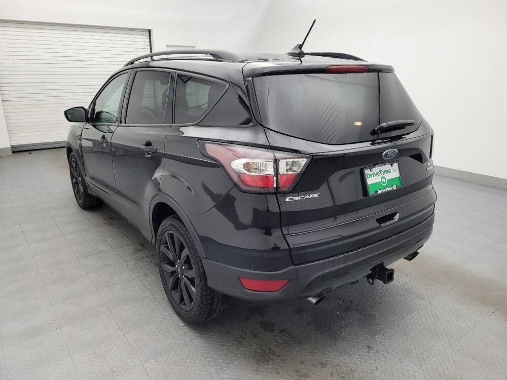 2018 Ford Escape in Charleston, SC 29414 - 18121969 5