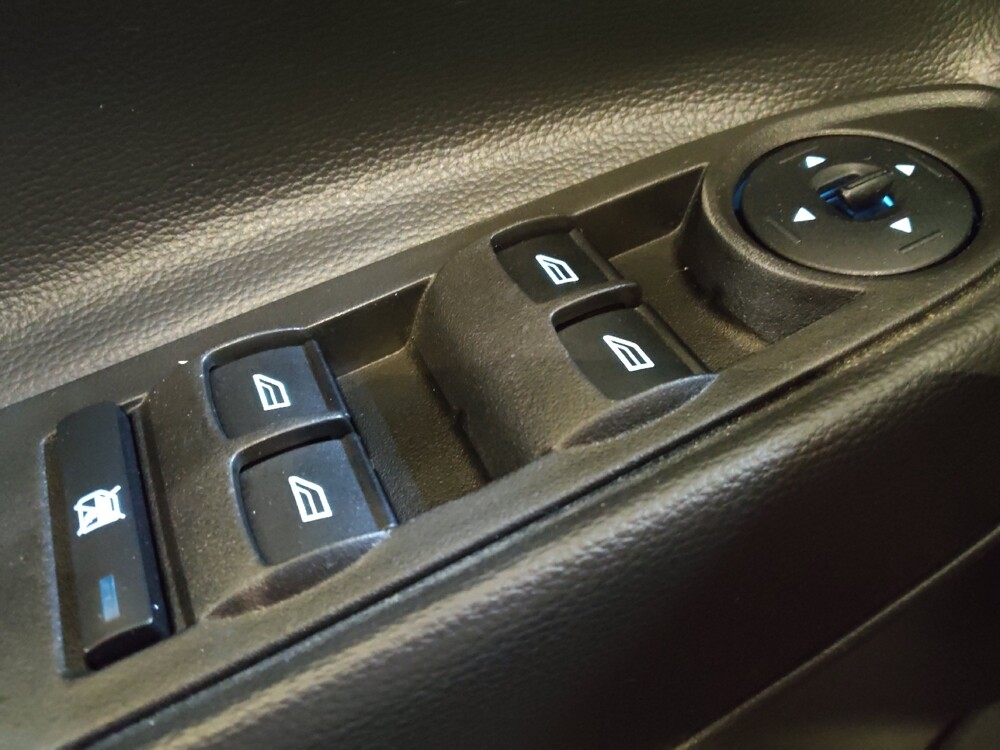 2018 Ford Escape in Charleston, SC 29414 - 18121969 27