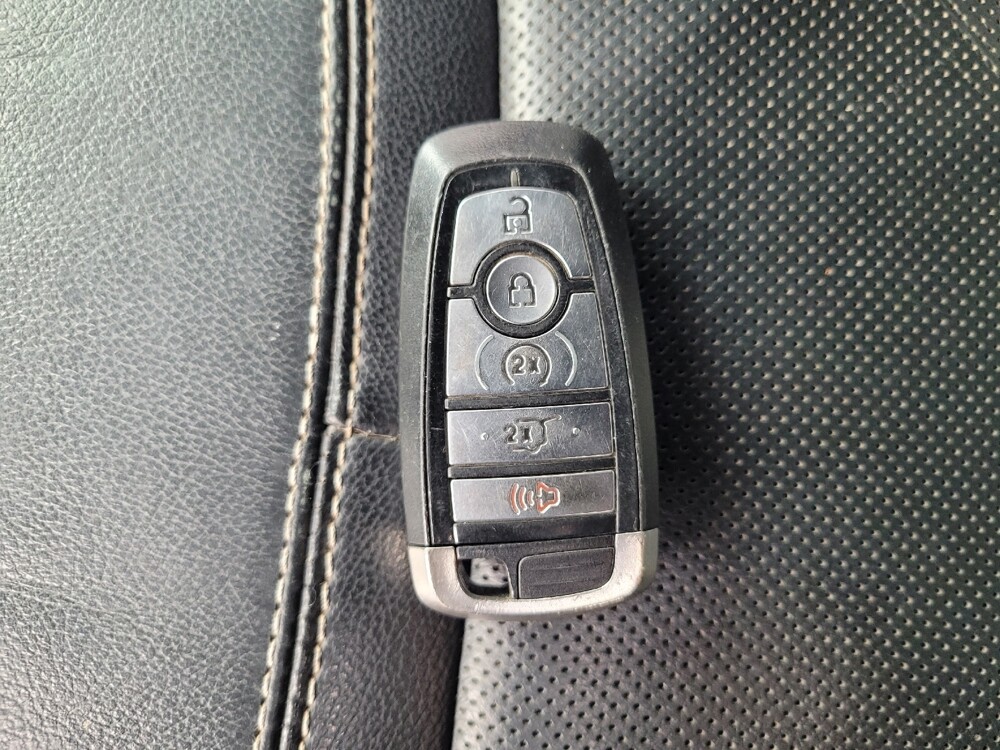 2020 Ford Explorer in Memphis, TN 38128 - 18121971 32