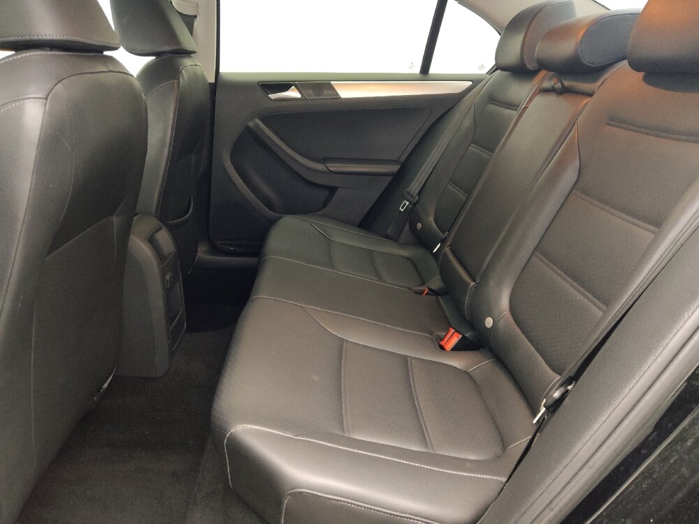 2018 Volkswagen Jetta in Savannah, GA 31419 - 18121980 18