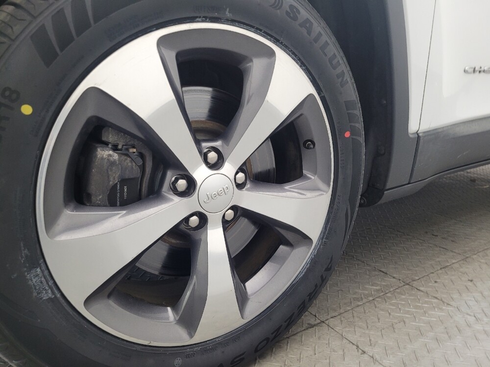 2019 Jeep Cherokee in Pensacola, FL 32505 - 18121984 31