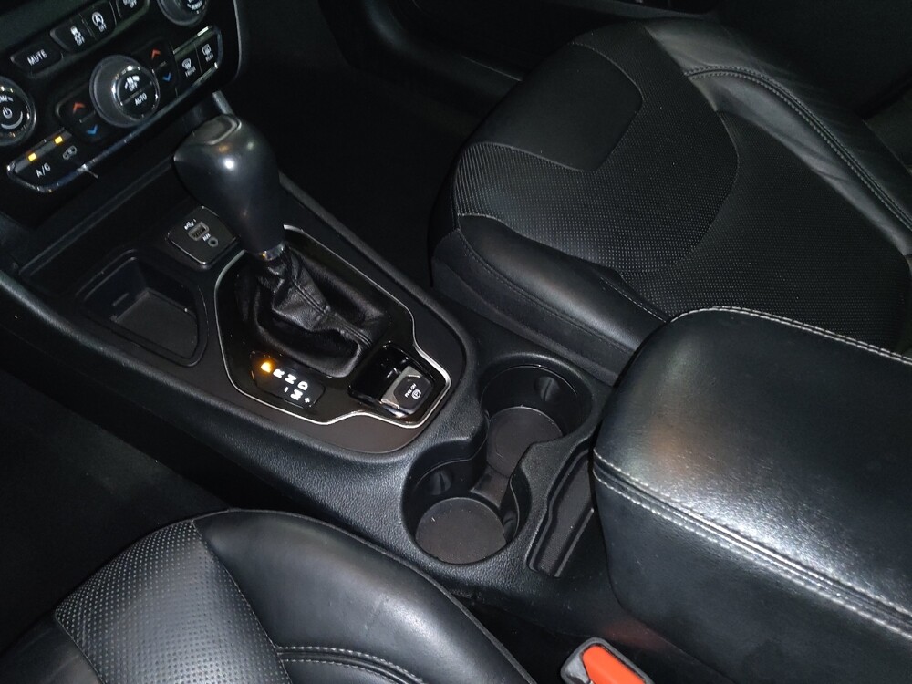 2019 Jeep Cherokee in Pensacola, FL 32505 - 18121984 26