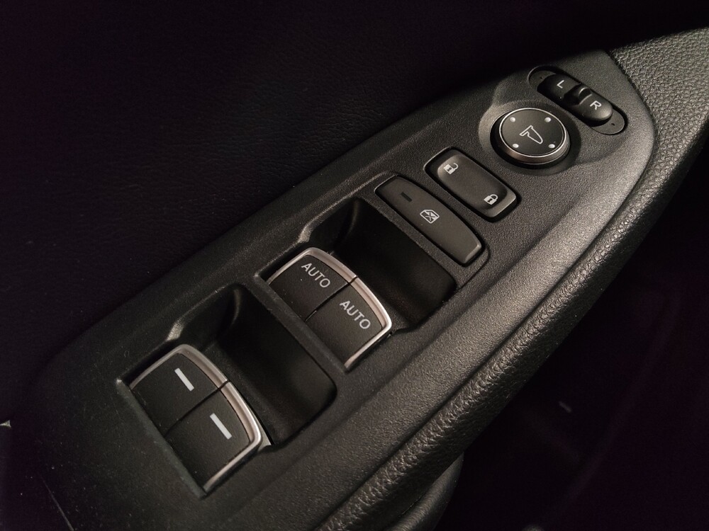 2018 Honda Accord in Savannah, GA 31419 - 18121992 27