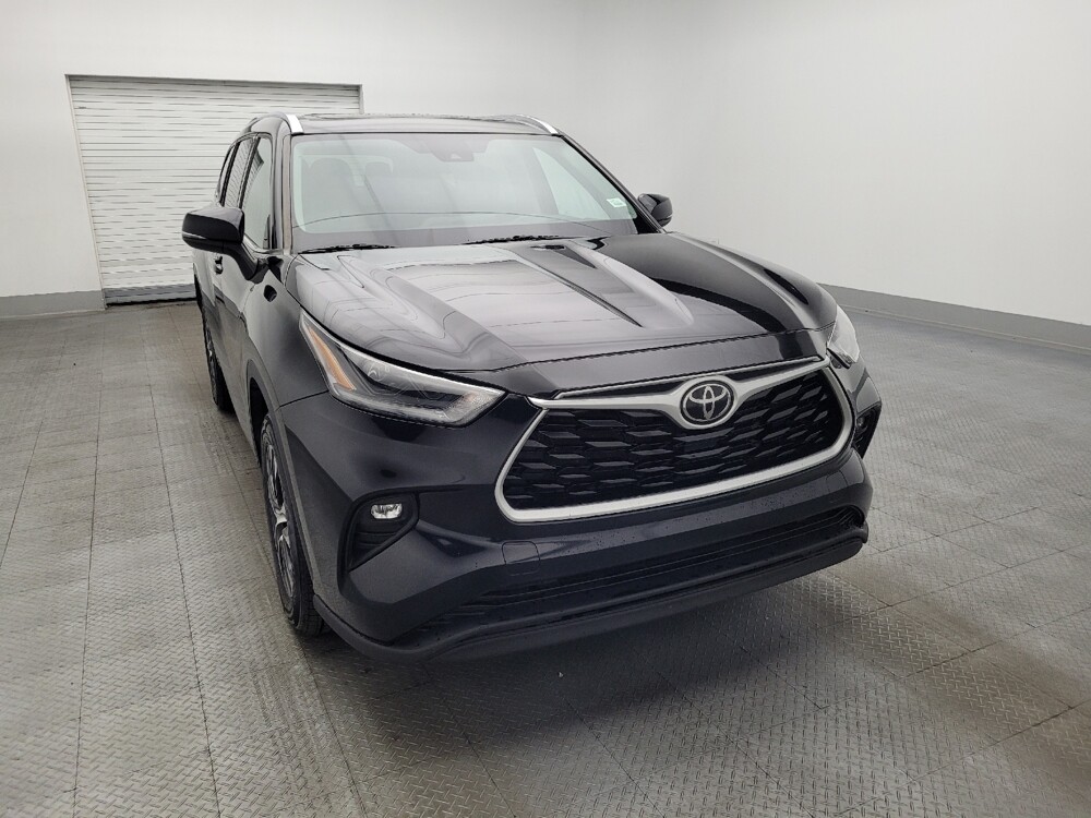 2021 Toyota Highlander in West Palm Beach, FL 33409 - 18121996 14