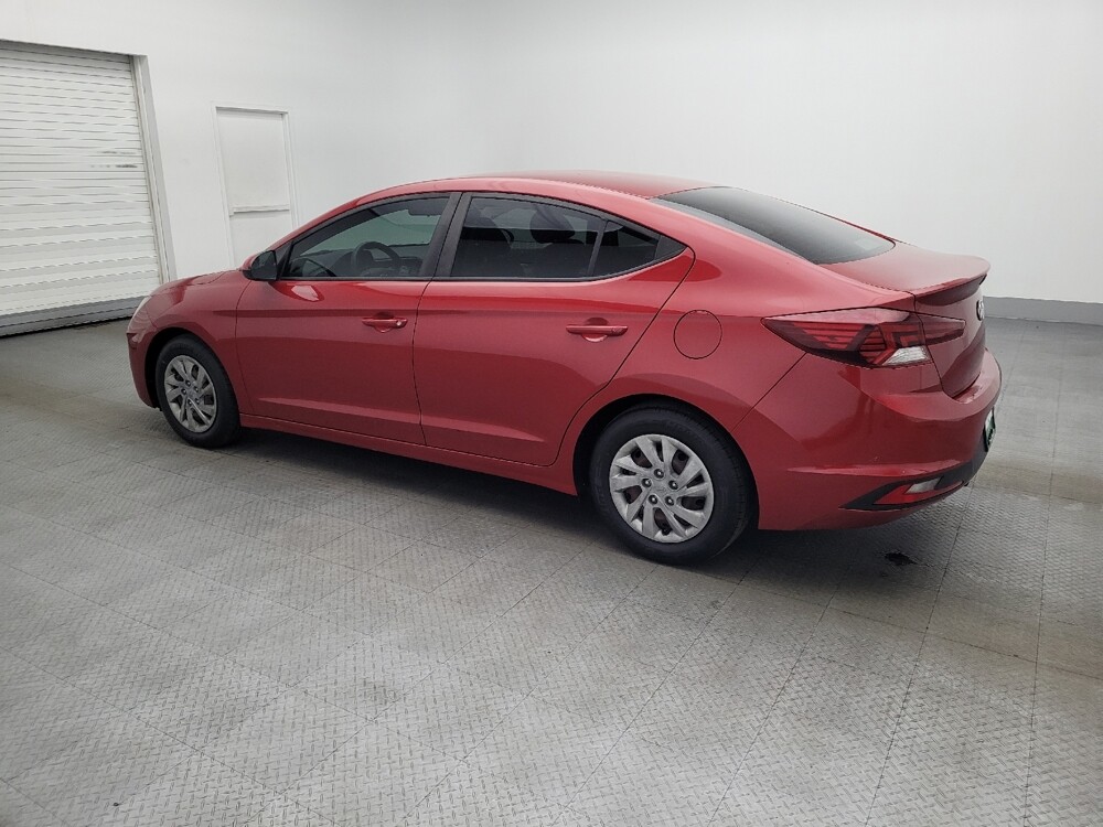 2019 Hyundai Elantra in Savannah, GA 31419 - 18121999 3