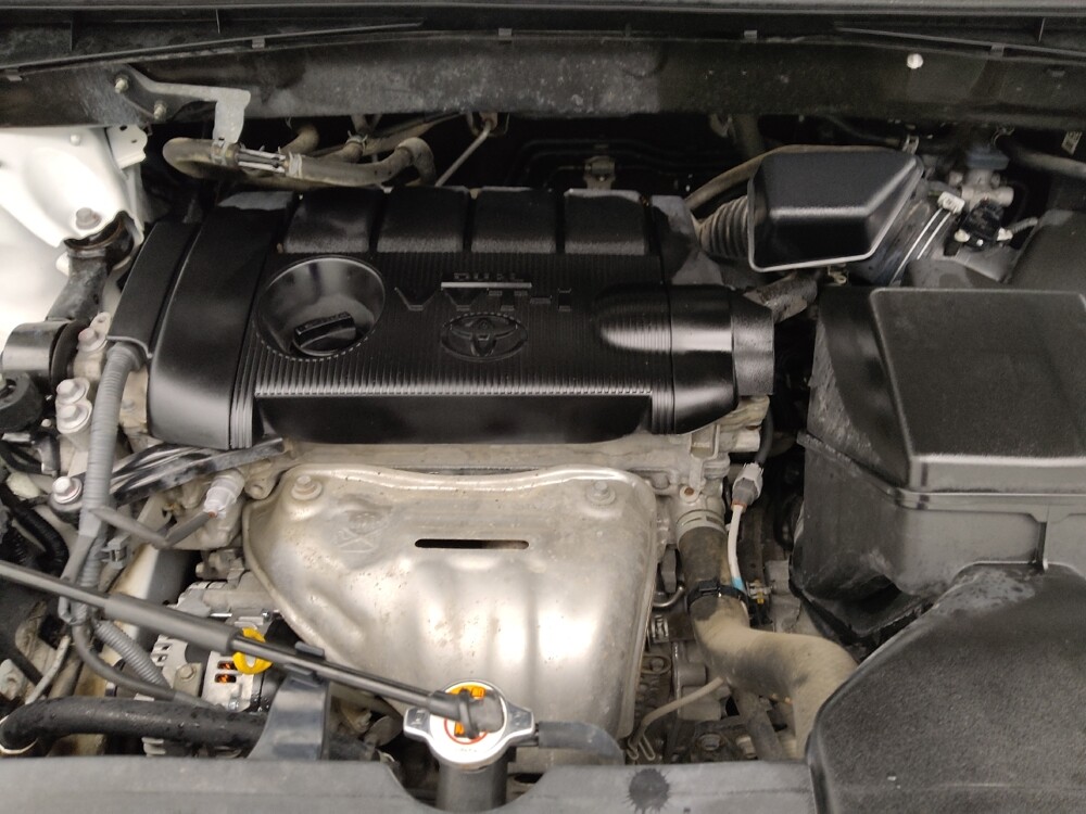 2019 Toyota Highlander in Gladstone, MO 64118 - 18122004 30