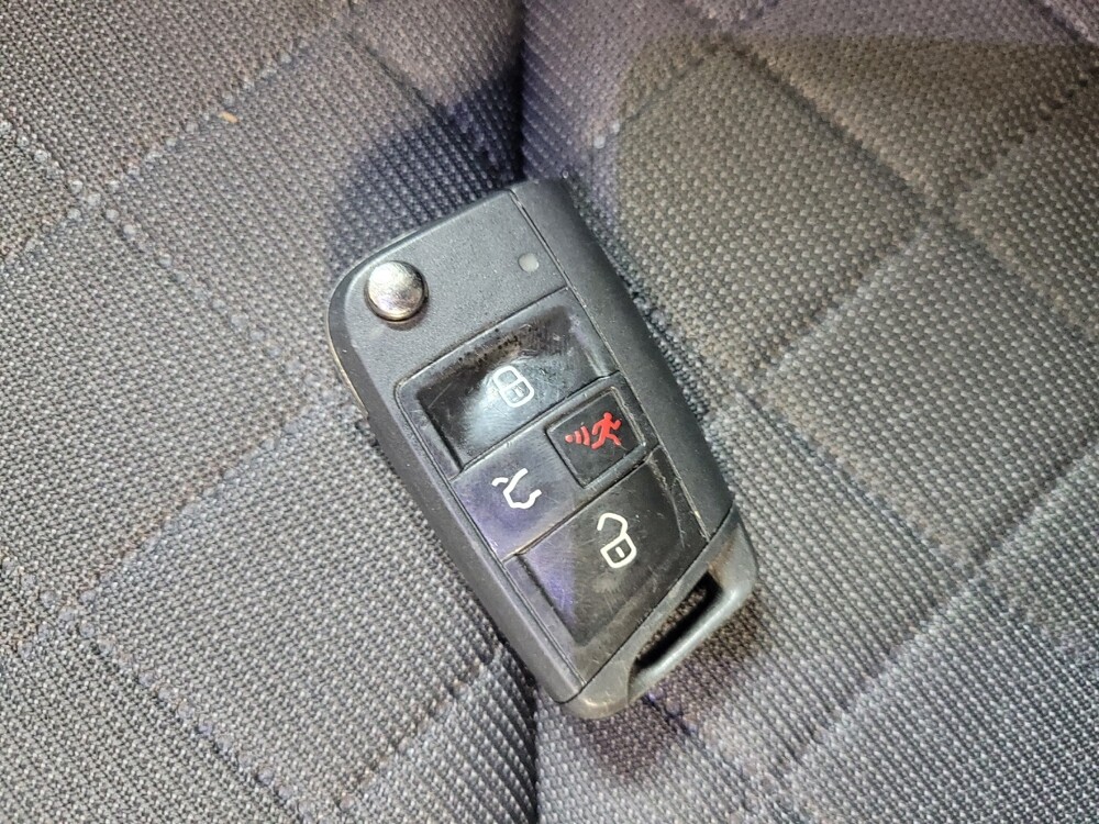 2021 Volkswagen Atlas in Greenville, NC 27834 - 18122009 32