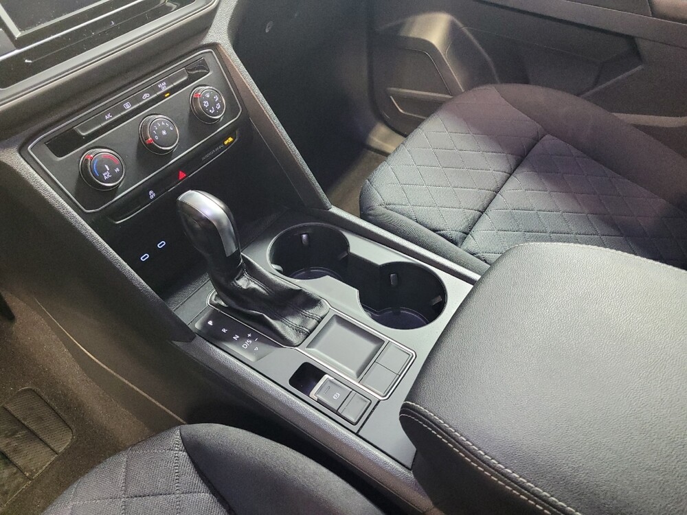 2021 Volkswagen Atlas in Greenville, NC 27834 - 18122009 26