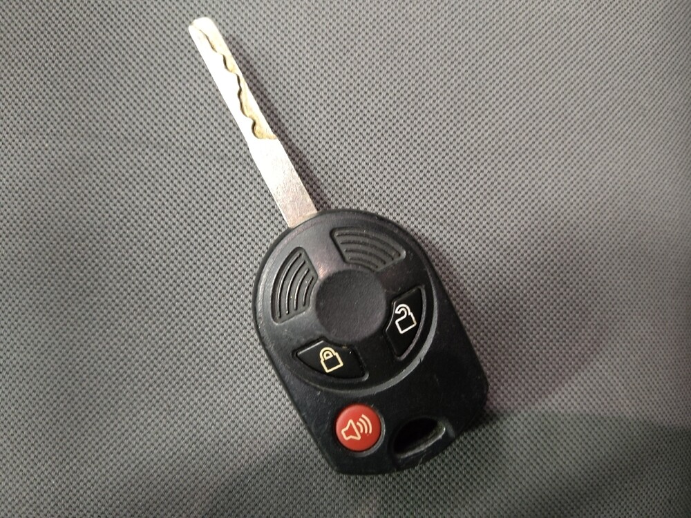 2017 Ford Escape in Raleigh, NC 27604 - 18122011 32